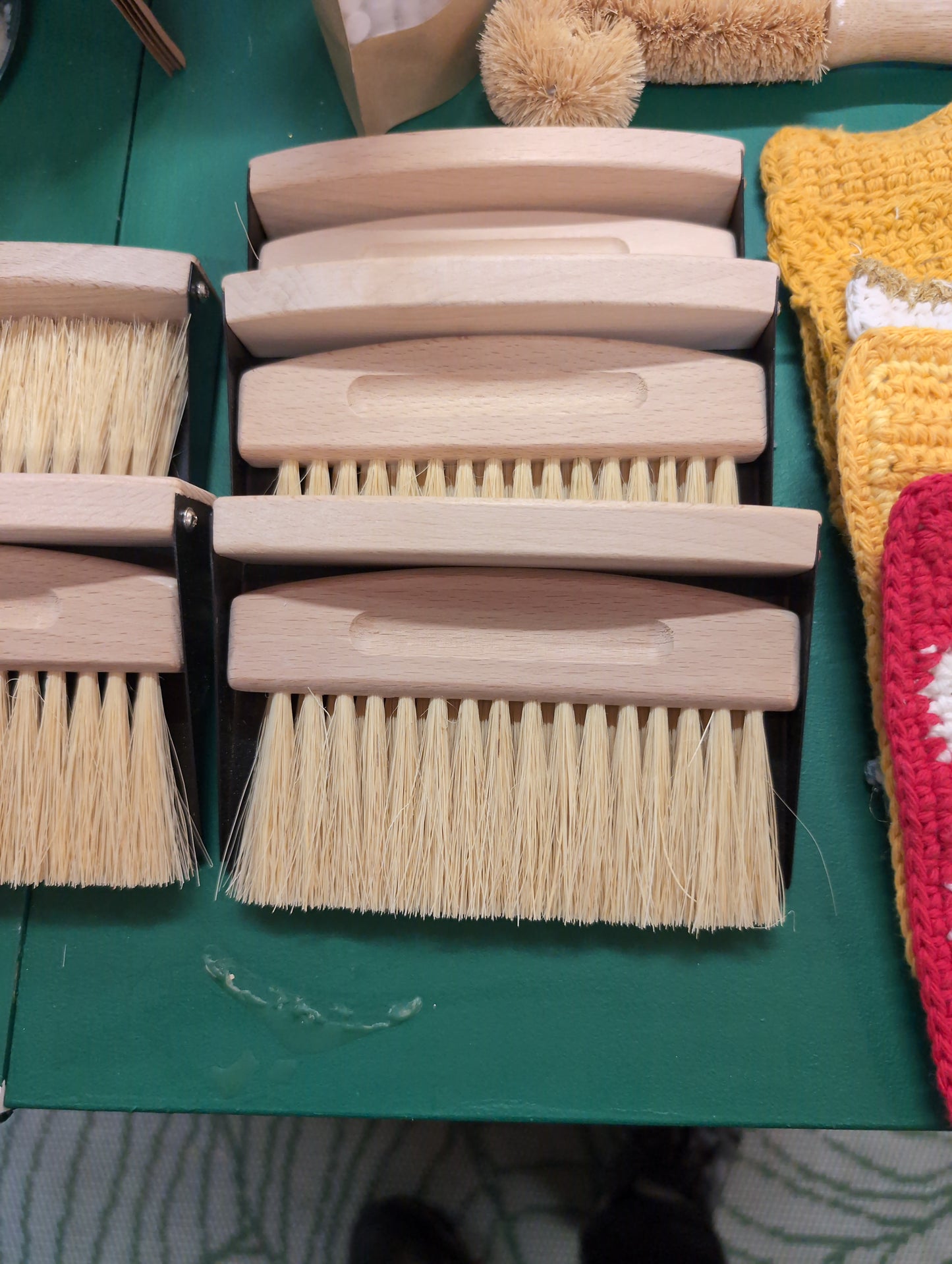 Wood broom and metal dustpan